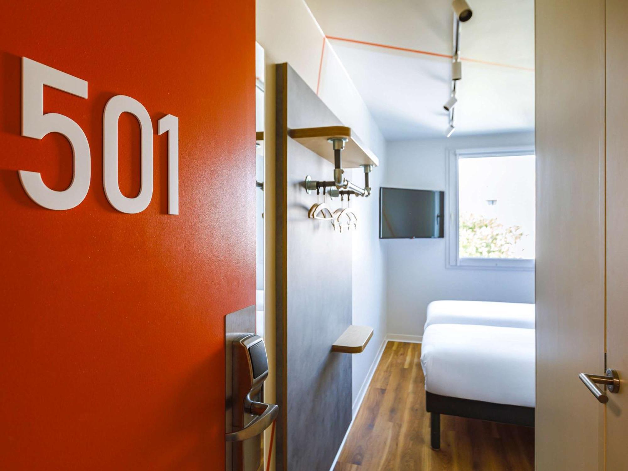 Ibis Budget Lyon Villeurbanne Exterior foto