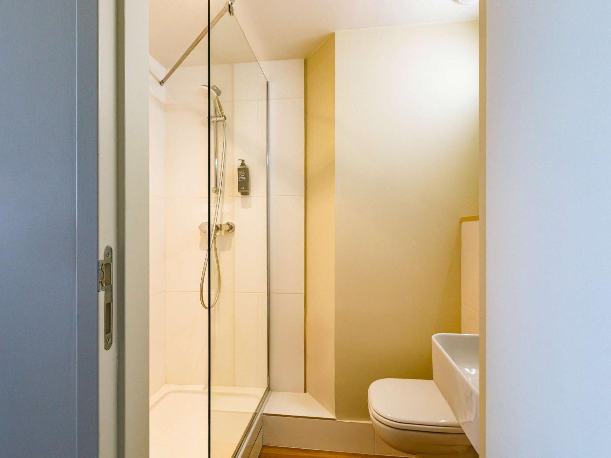 Ibis Budget Lyon Villeurbanne Exterior foto