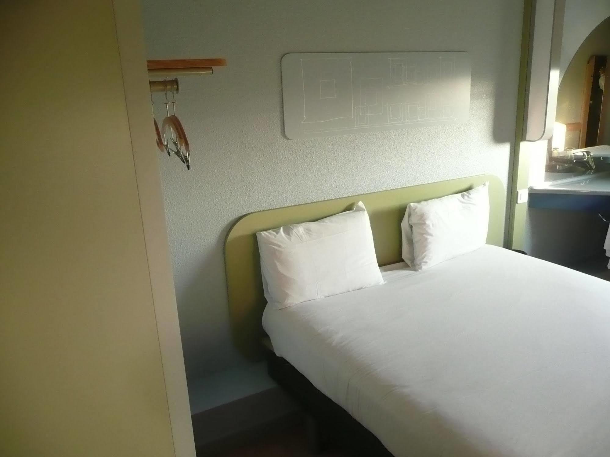 Ibis Budget Lyon Villeurbanne Exterior foto